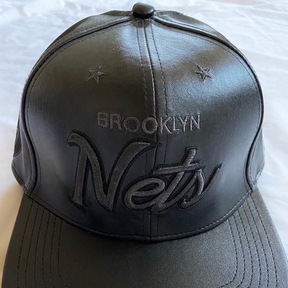 Brooklyn Nets Leather Hat - Picture 3 of 15